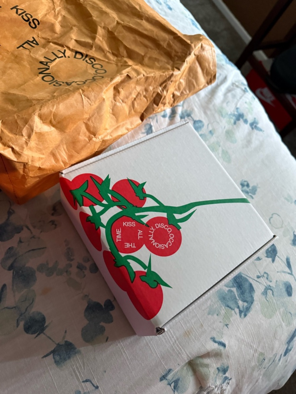 Harry styles pomodoro box set includes everything - Picture 2 of 5